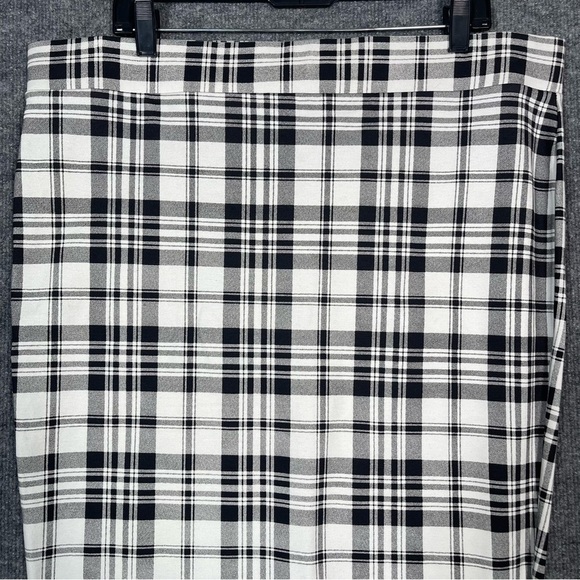 Torrid NWT Women’s 2X Midi Pencil Skirt Stretch Workwear Black White Plaid - Picture 4 of 9